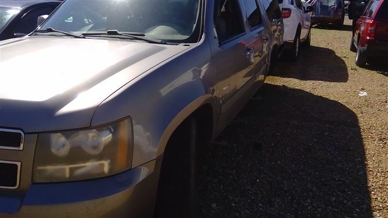 2009 SUBURBAN 1500 CABIN FUSE BOX