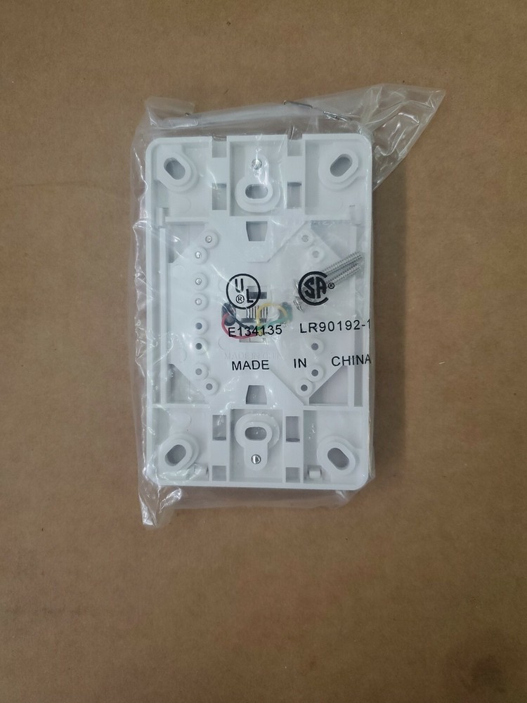 Wall Phone Modular Jack E134135/ Bulk Telephone phone jack (21 pack)