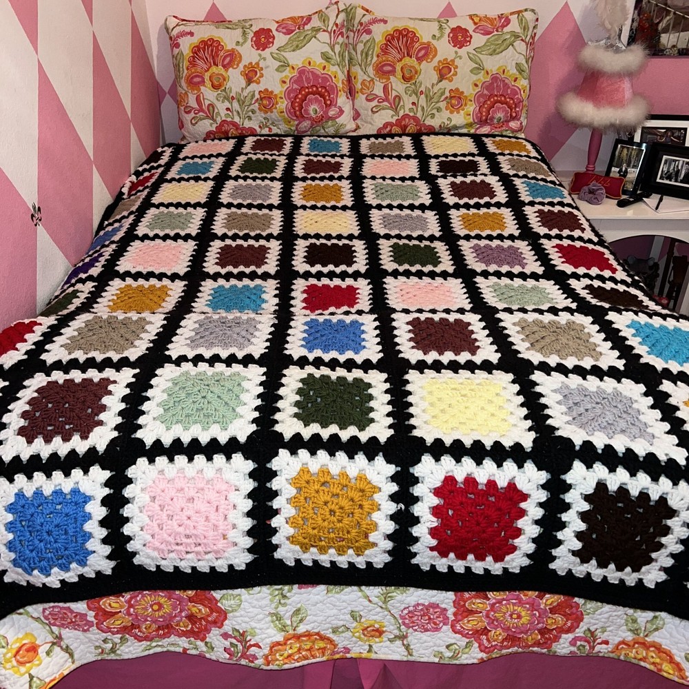 Vtg Afghan Handmade Granny Square Blanket 72" x 64" Multi Colored