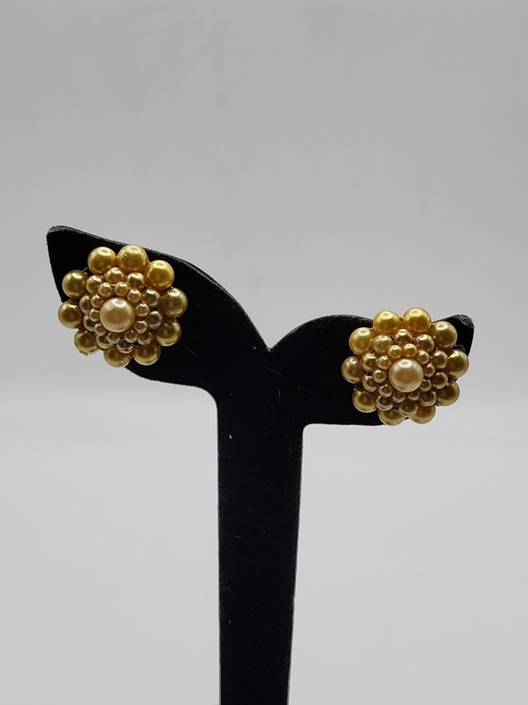 Vintage Screw-back Earrings .75" Bead Cluster Yellow Unsigned 1950-1960