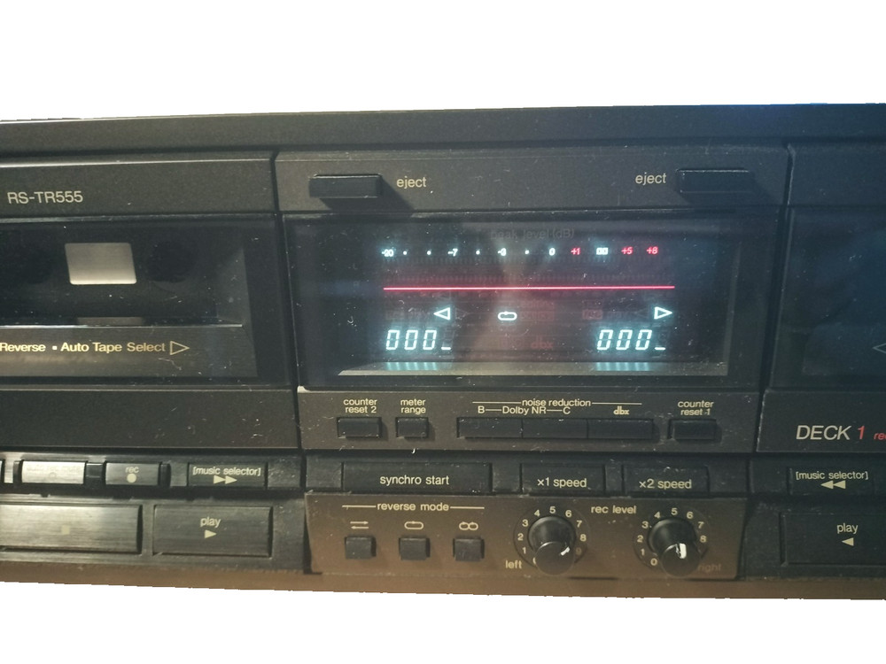Technics double cassette deck RS-TR555 VG CONDITION.