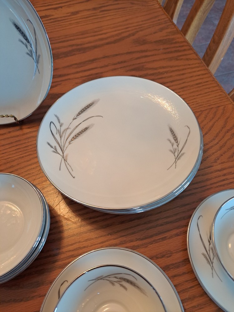 Society Dinnerware Made In USA Harvest Time Platinum Pattern 33 Piece Grouping