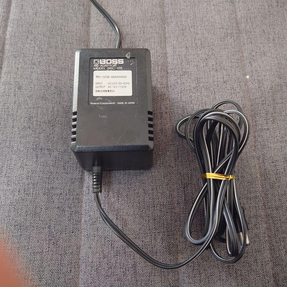 [Excellent] BOSS ME-8B Bass Effector From Japan