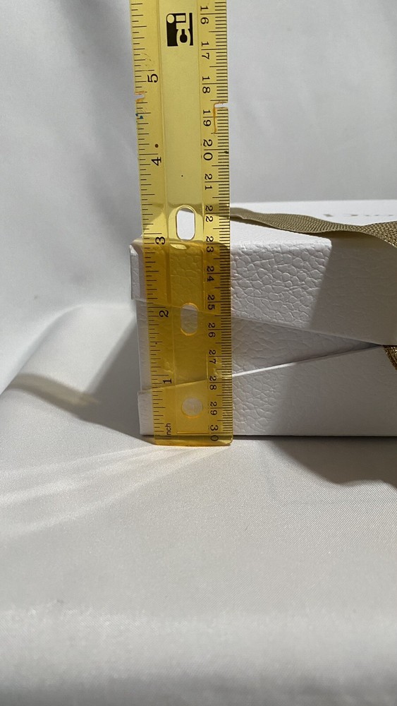 DIOR WHITE MAGNETIC EMPTY GIFT BOX AUTHENTIC 8" x 8" x 2.75"