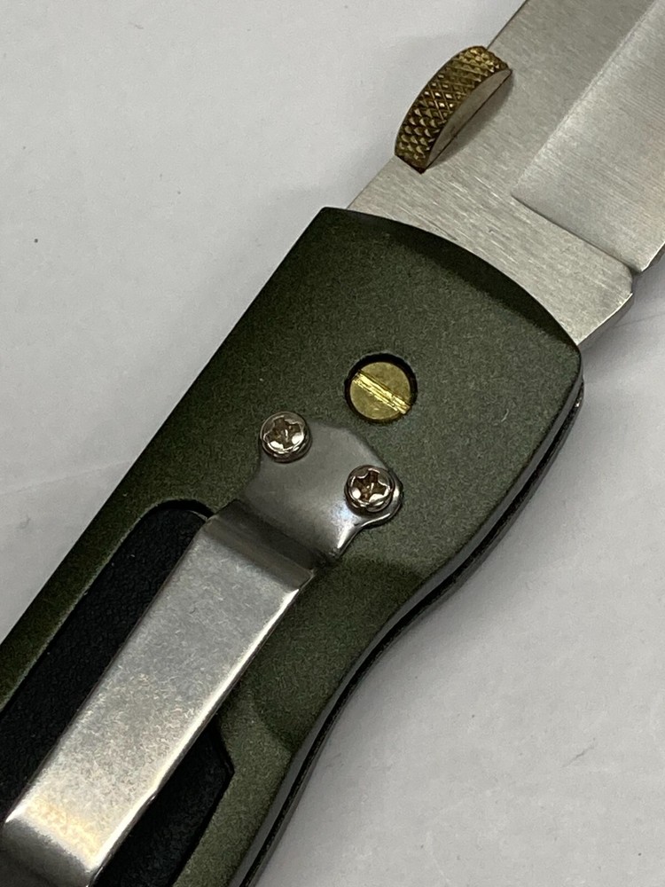 Green Folding Knife w/Plain Blade, Thumbknob, Lockback K-7038GN