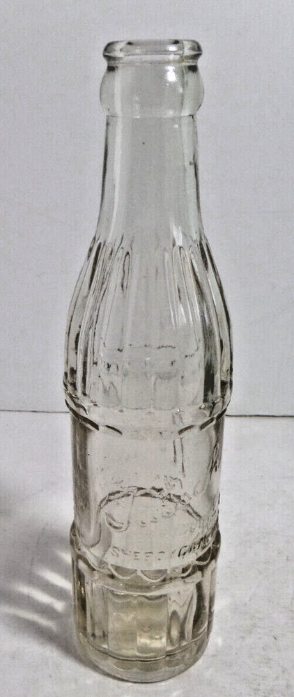 Manitowoc pop Manitowoc, WIs. bottle antique EMPTY