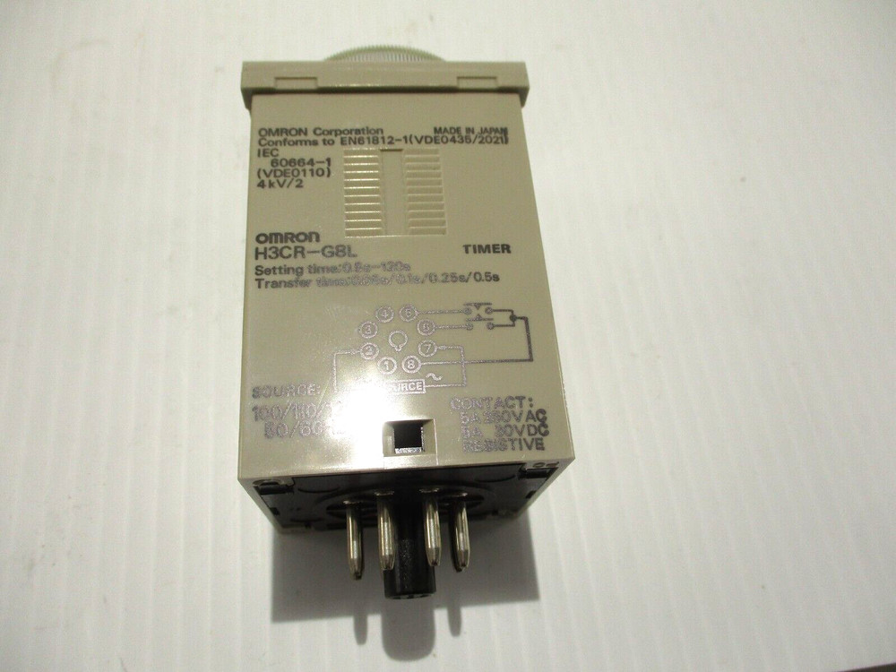 NEW OMRON H3CR-G8L TIMER