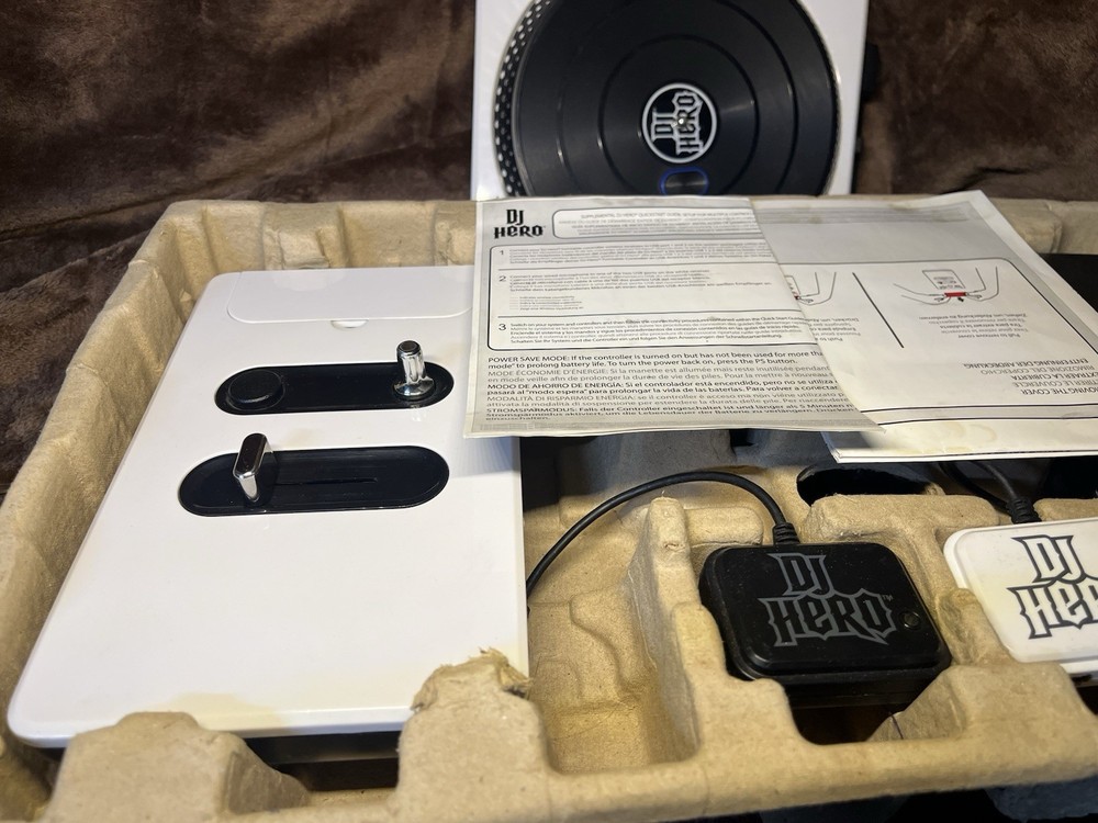 Activision DJ Hero 2 PS3 Bundle 2 Turntable Controllers Microphone Game