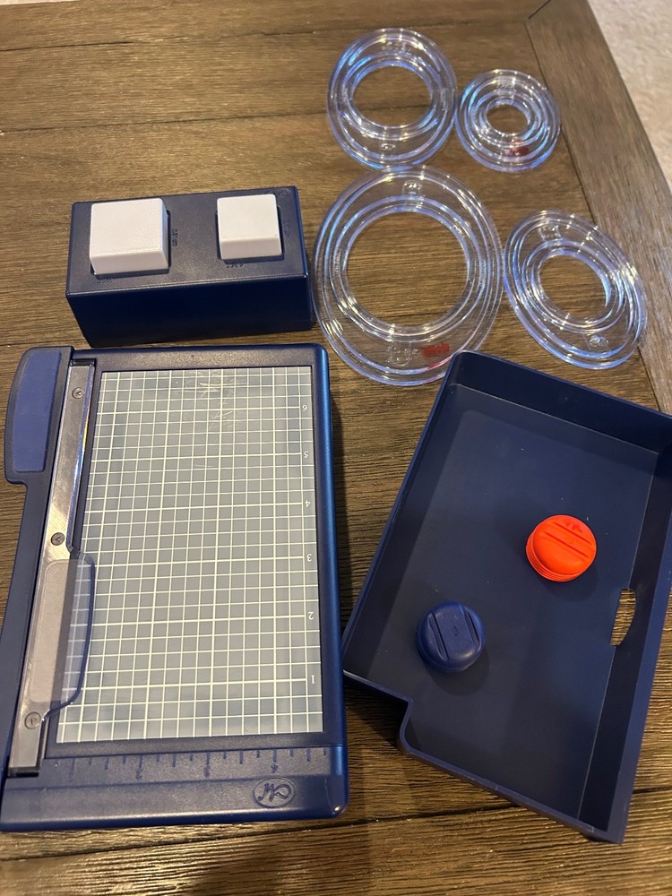 Creative Memories Scrapbooking Photo Trimmer and Tools