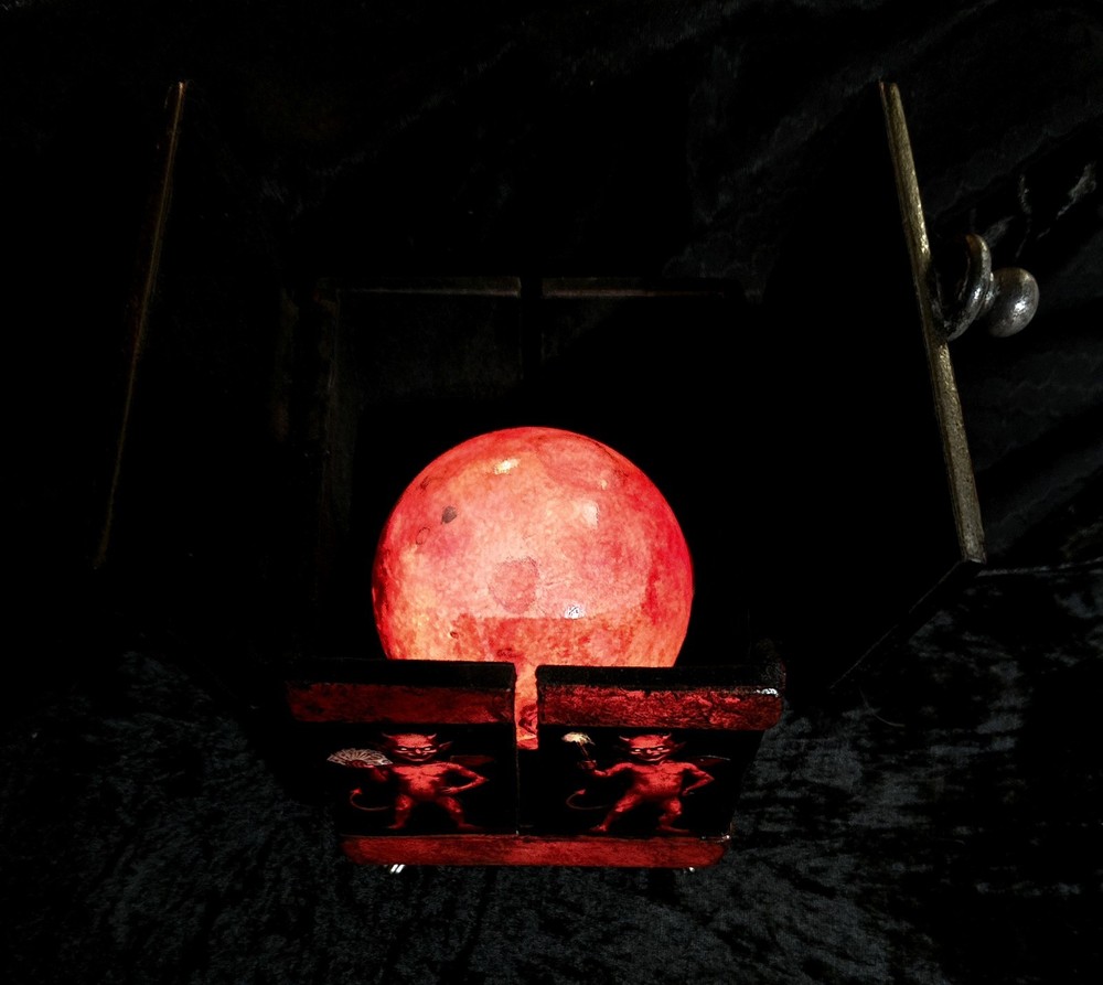 ARLEN STUDIO DIRECT. The DEVILS ORB. Limited Edition.