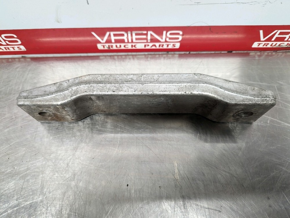 FORD REAR-ENGINE MOUNT STRAP F6HT-6A065-AA
