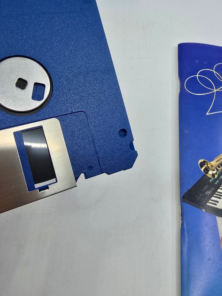 Vintage Amiga Appetizer Gold Disk Software CIB Complete Commodore Amiga 512K