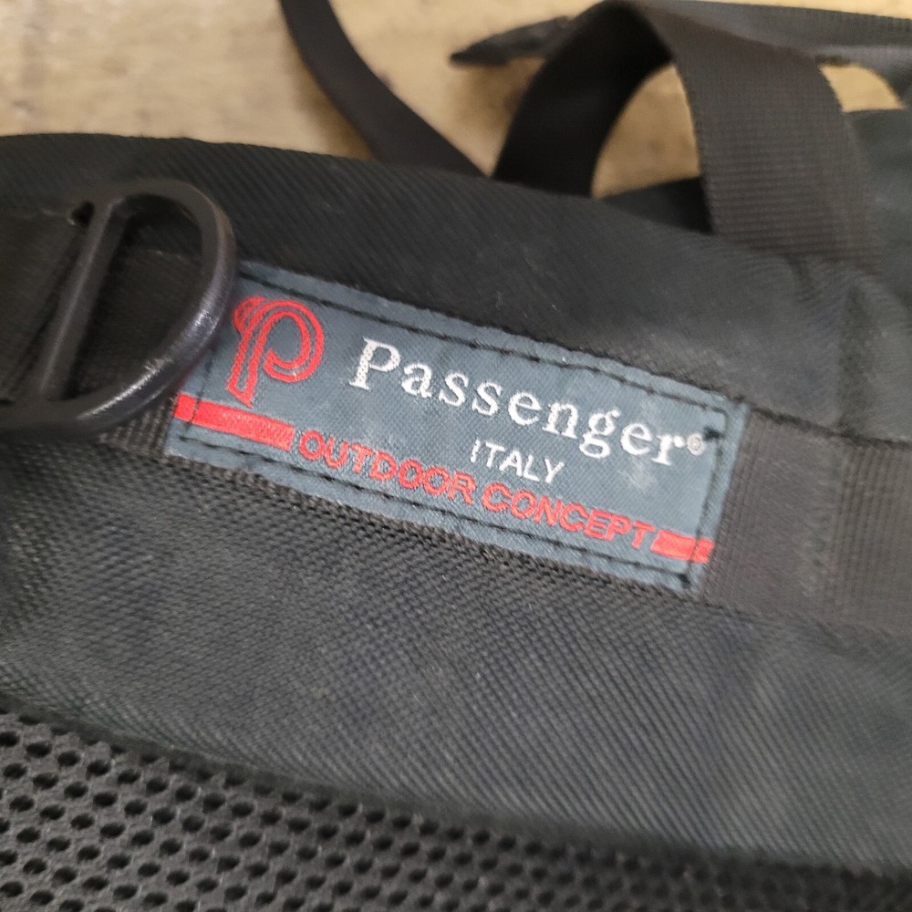 Passenger Backpack Black Crete 105 Internal Frame Chest Hip Straps