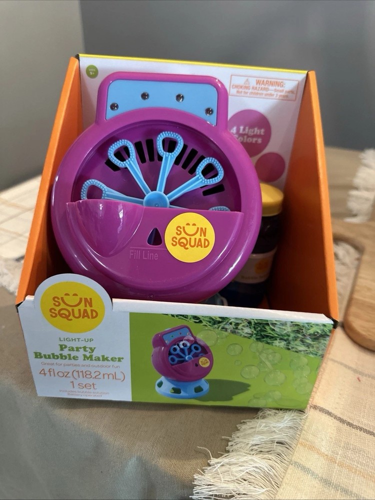 Sun Squad Light Up Party Bubble Maker