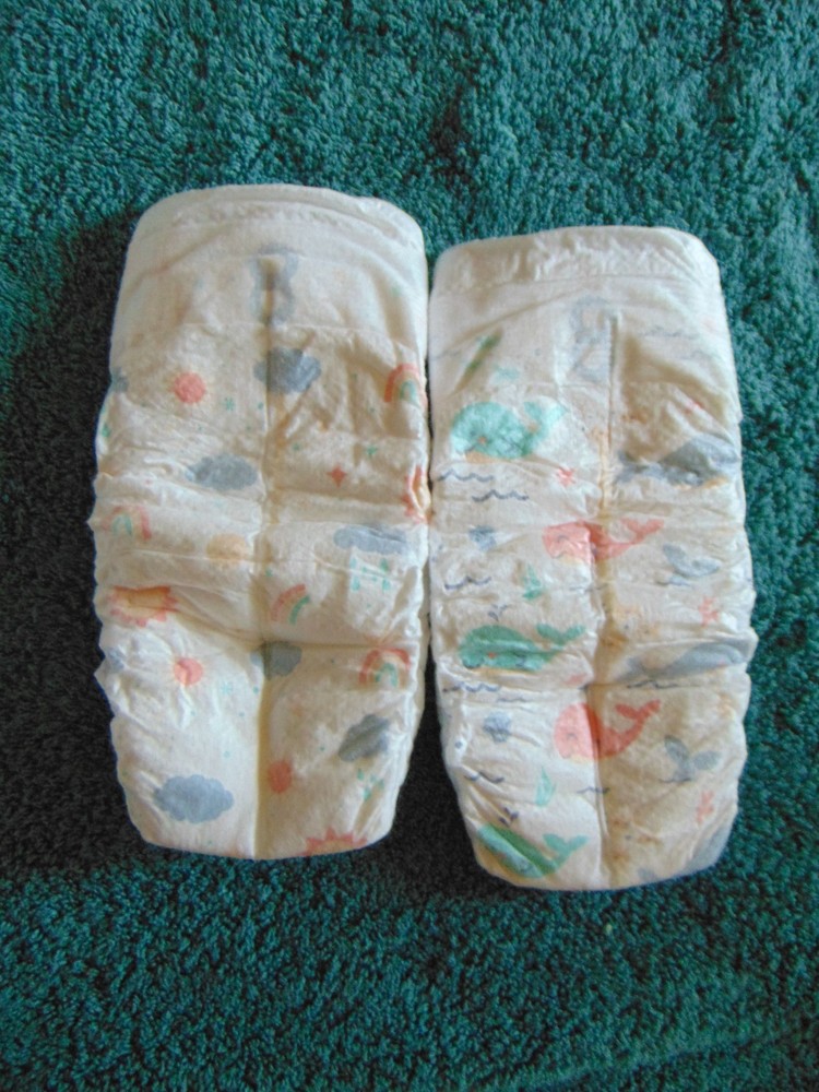 8 Quantity Target Up and Up Size 8 Disposable Diapers Sampler Sample Pack