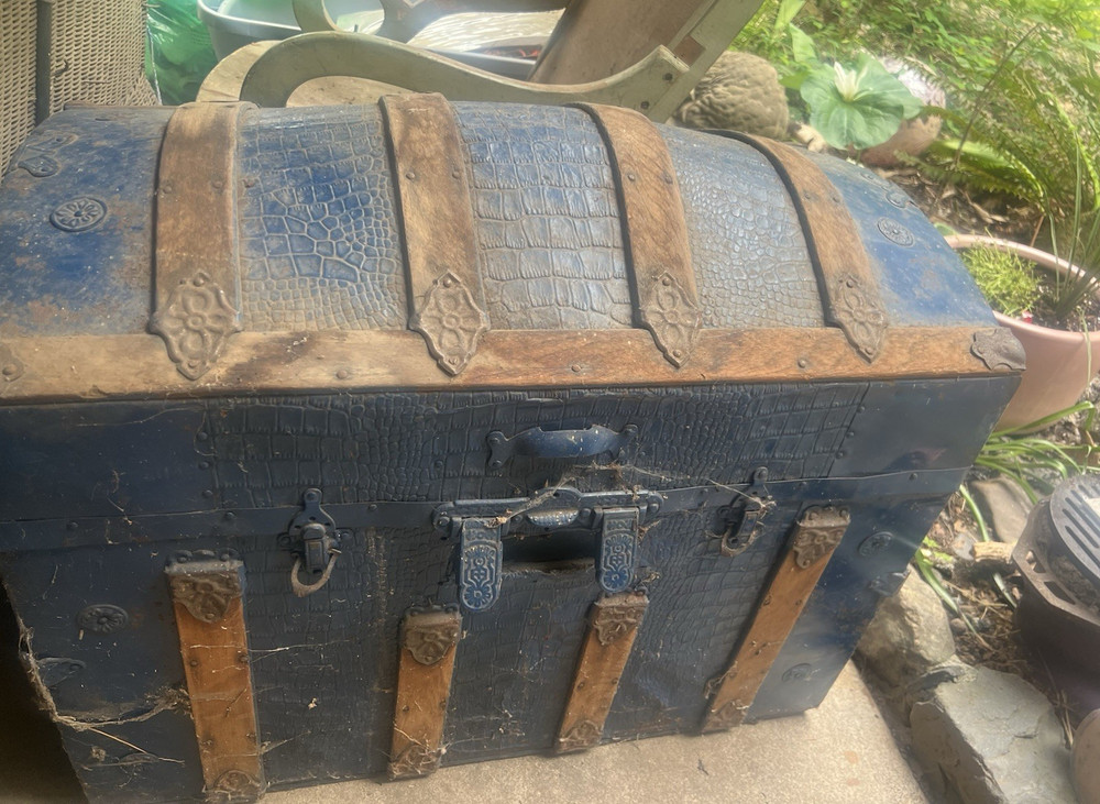 Antique Blue Barrel-Top Trunk Embossed Metal Wood Rectangular