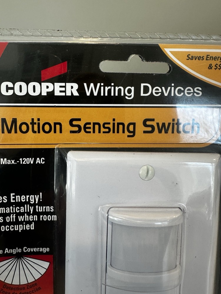 Cooper Wiring Devices K6105W Occupancy Sensor Wall Switch White 120V