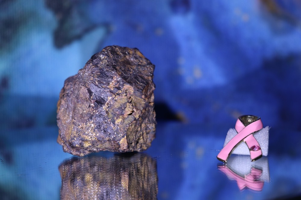 7.9 oz. SOLID IRON ORE SPECIMEN California Desert