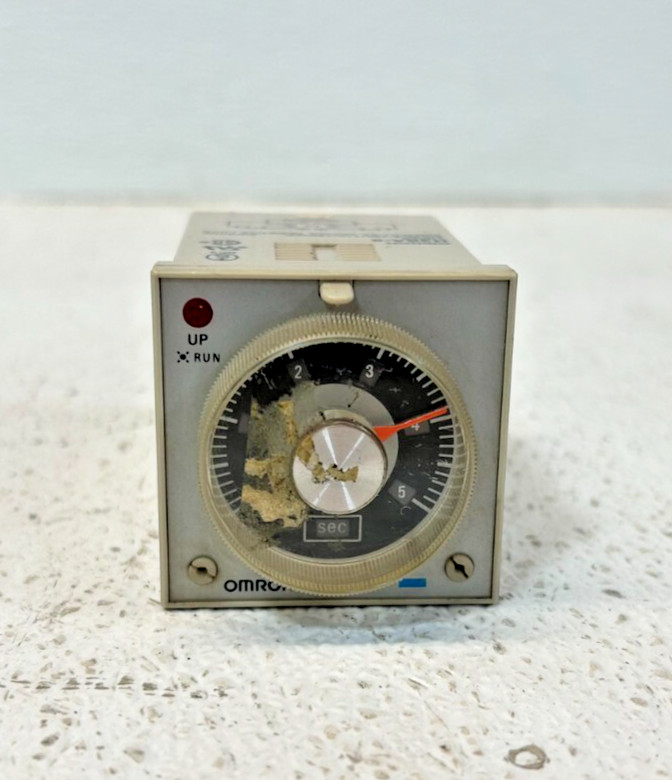 Omron H3BA-8 Timer