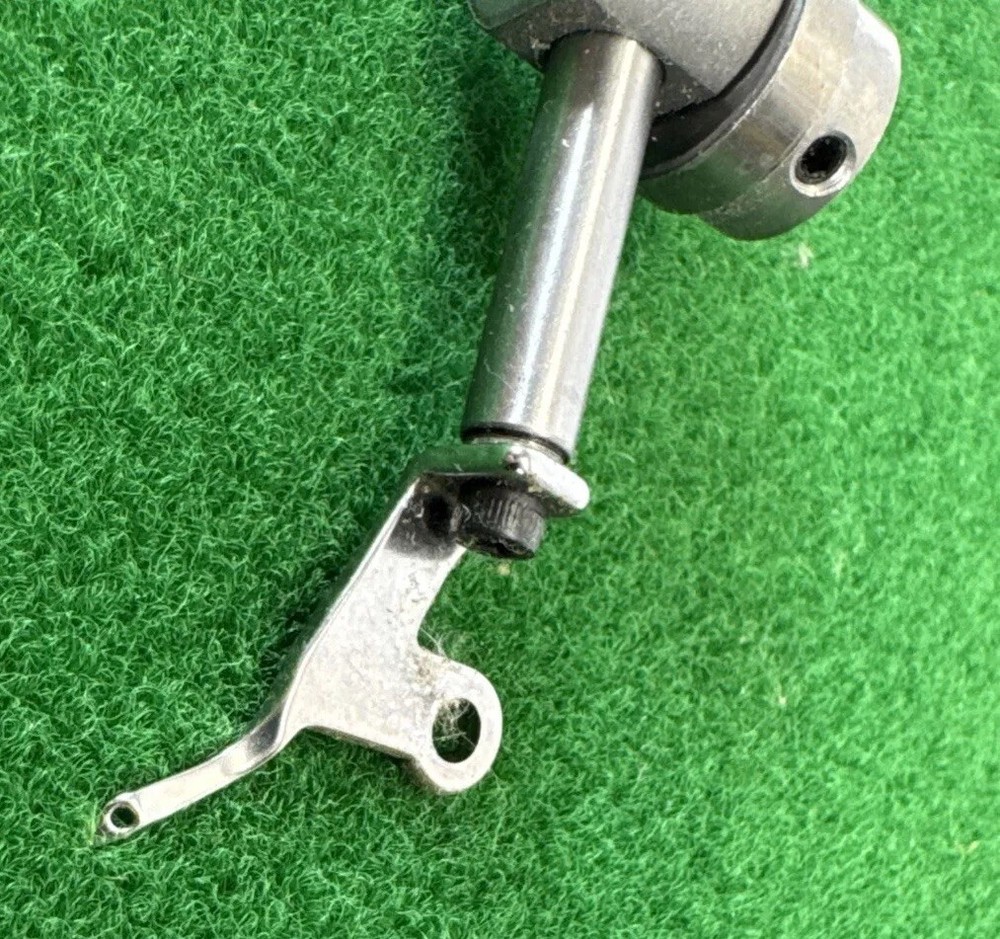 Singer Model 14SH764 Sewing Machine Intertek Replacement Upper Looper Arm Assemb