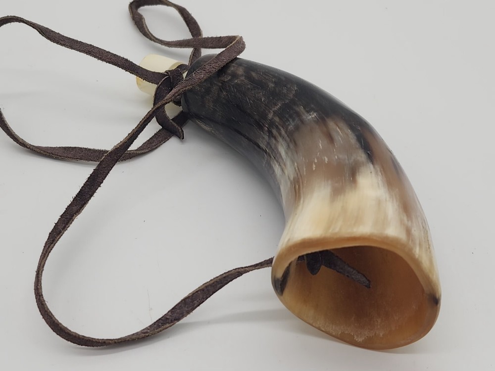 Vintage Steer Rustic Powder Horn 7"