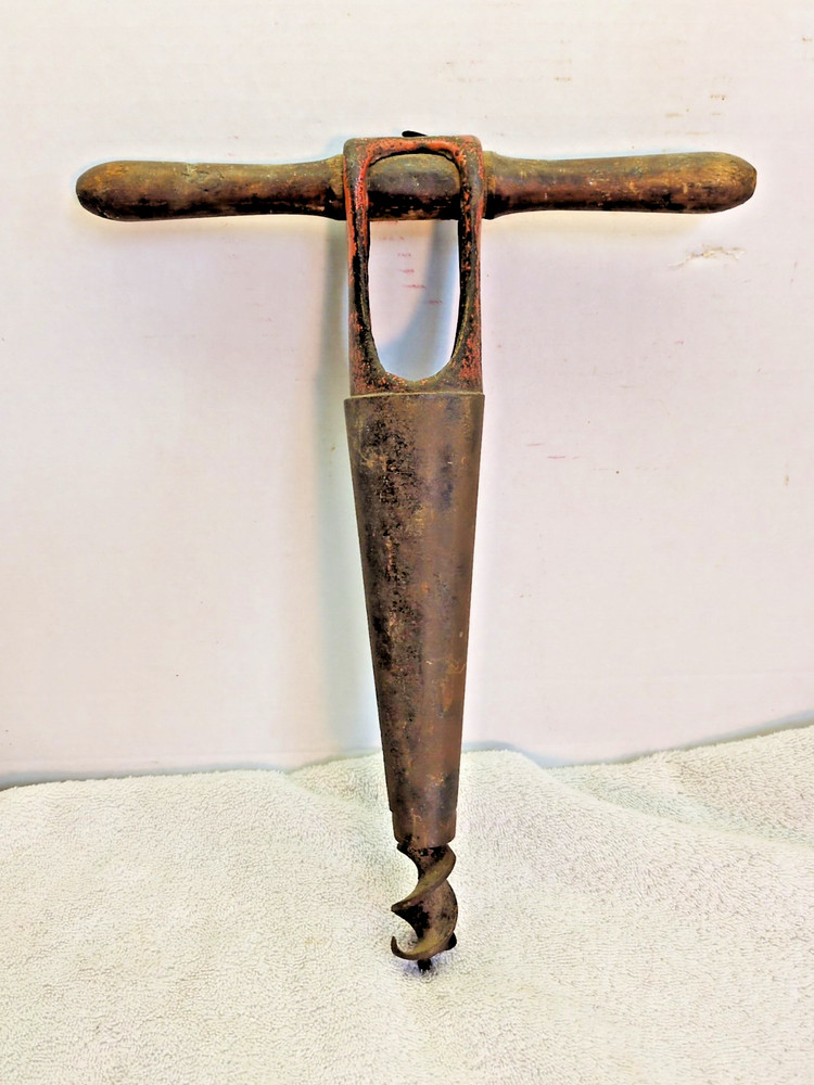 Antique T-handle Barrel Bung  Hole Boring, Auger, Hand Tool