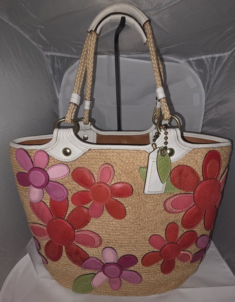 Japanese exclusive coach