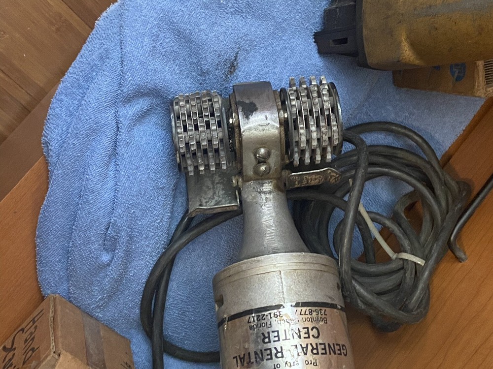 Aurand model K rust scaler