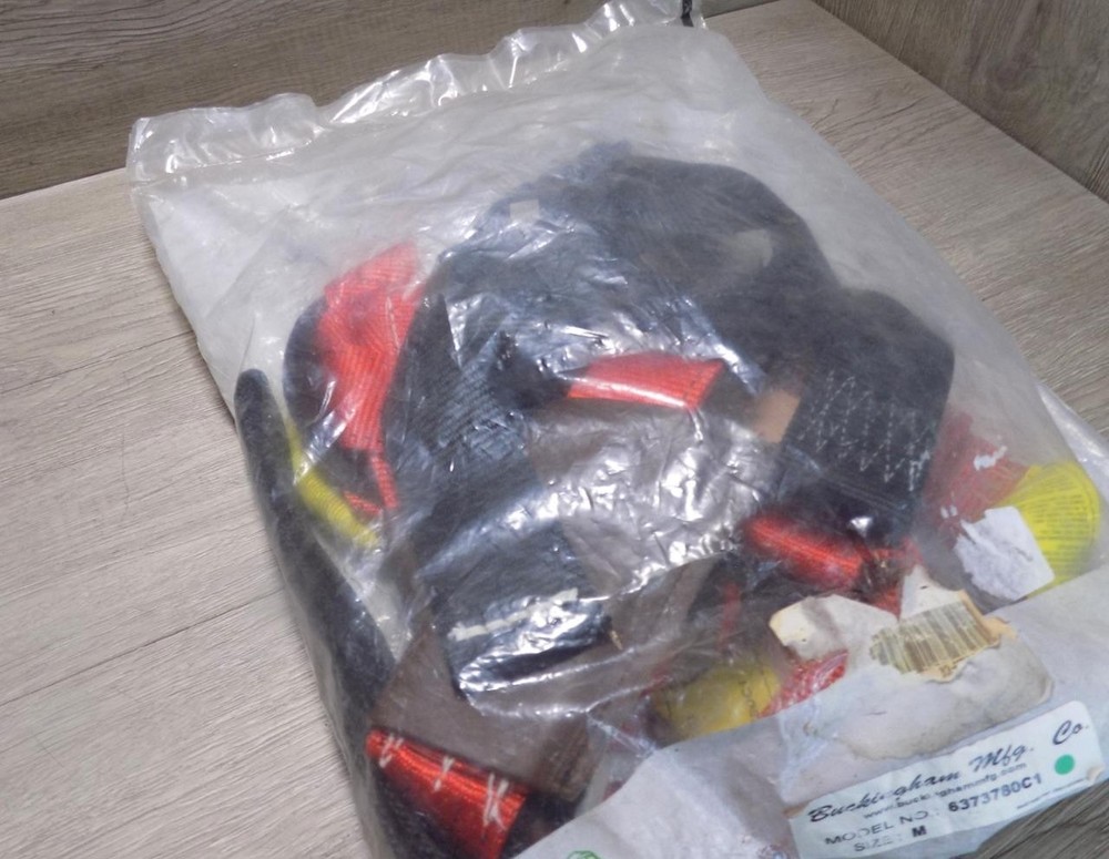 Buckingham 6373780C1 Safety Harness Medium