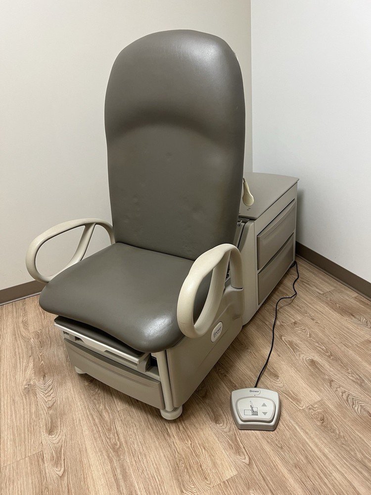 Brewer Access High-Low Exam Table Model with Adjustable Height