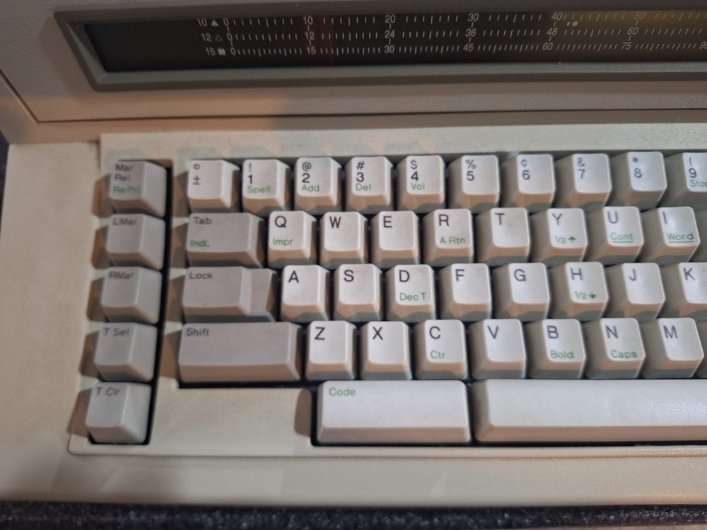 IBM Wheelwriter Lexmark 1000 Typewriter TESTED WORKING