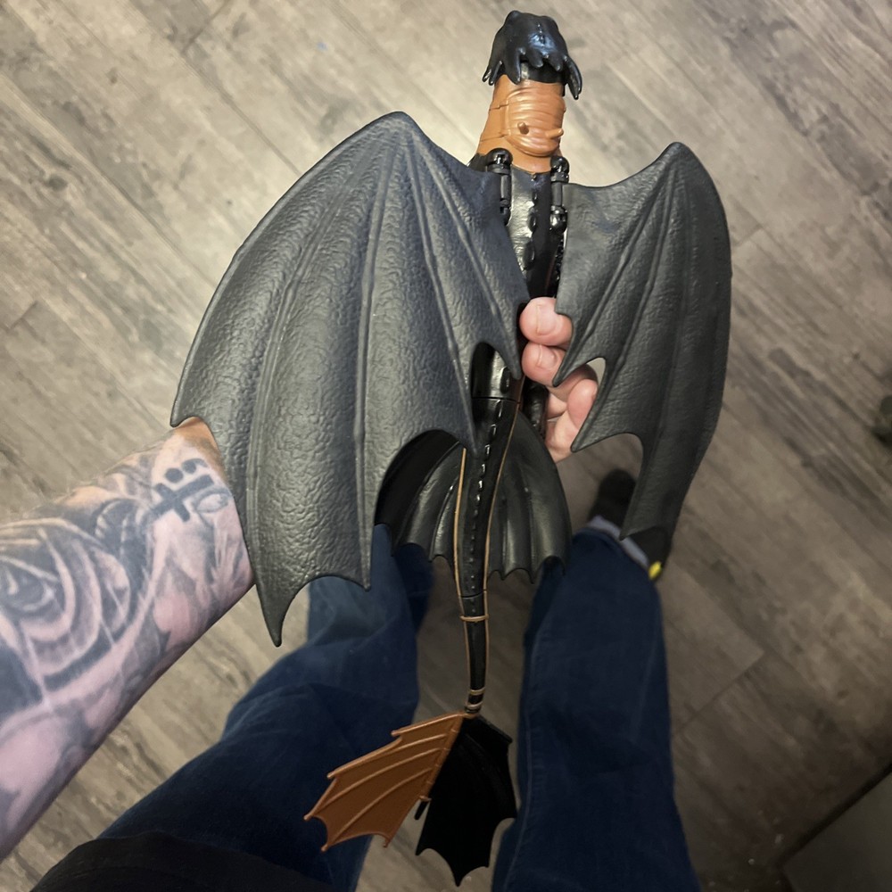 How To Train Your Dragon Plasma Blast Nightfury Figure