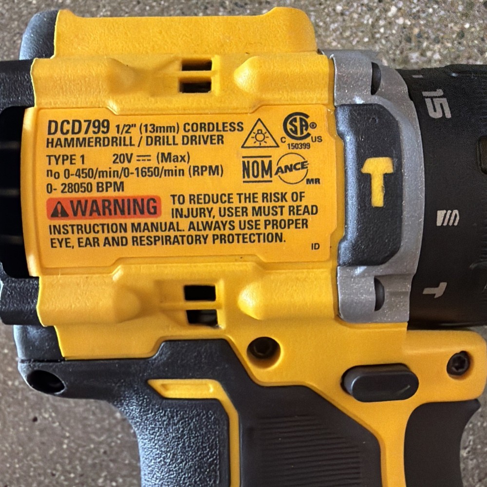 DeWalt DCD799 20V MAX Brushless 1/2” Cordless Drill Driver Tool Only Used