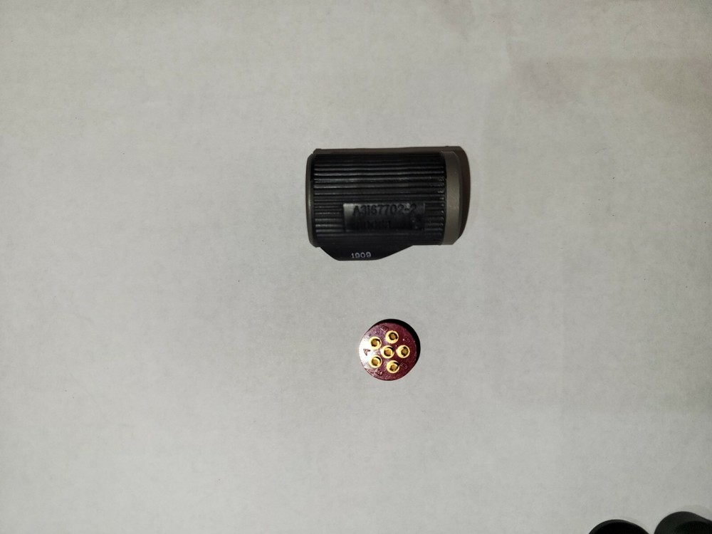 Lot Of 3 Military 6-pin Audio Plug Connectors RT-A 80063 A3167702-2 1909