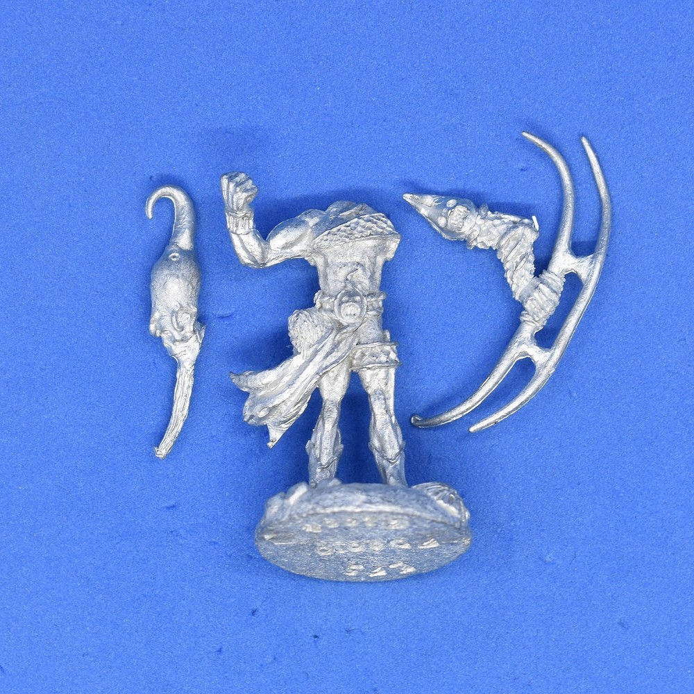 EASTERNFRONT STUDIOS EFS FATHOMS DEEP FD-0010 REVENANT 2004 BOW UNDEAD WARHAMMER