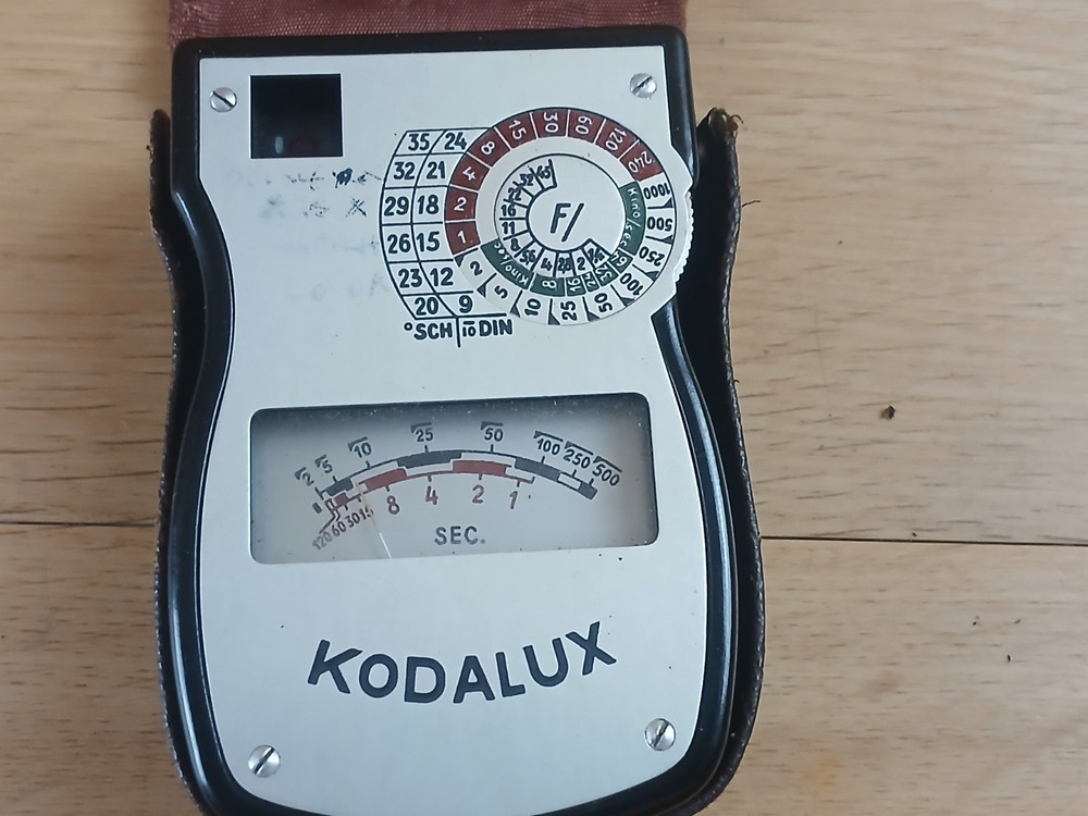 Vintage Kodalux Edal Light Meter