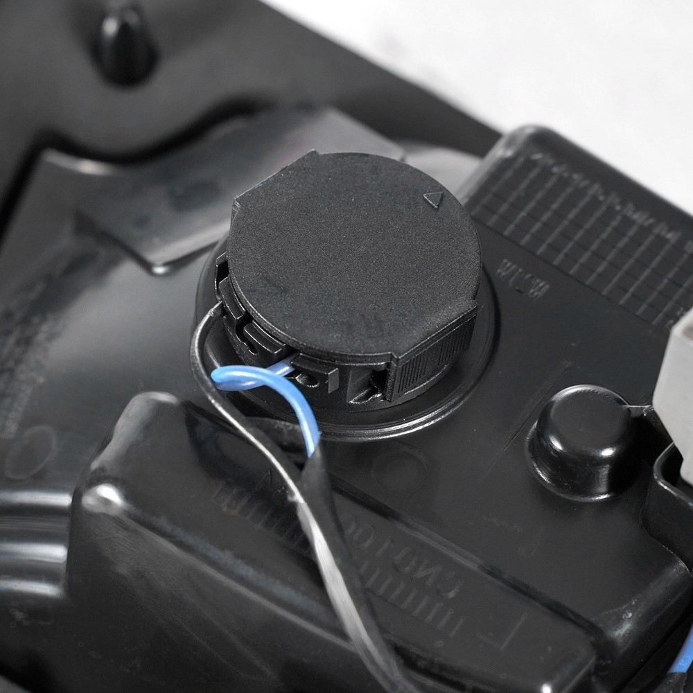 For 2017-2026 Jeep Compass Inner Halogen Tail Light Rear Lamp Right Passenger