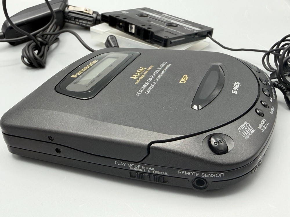Panasonic SL S551C Portable CD Player MASH Vintage 90s Bundle Car Adapter