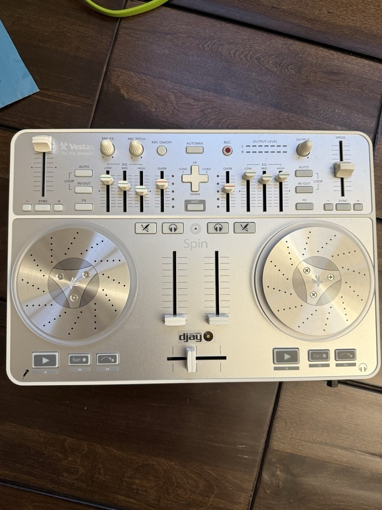 Vestax SPIN DJ Controller USB MIDI Audio Interface Algoriddim djay For Mac