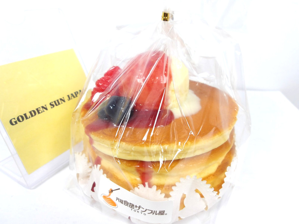 [ Mixed Berries Pancake ] Accessory Case – Realistic Fake Food Sample Replica