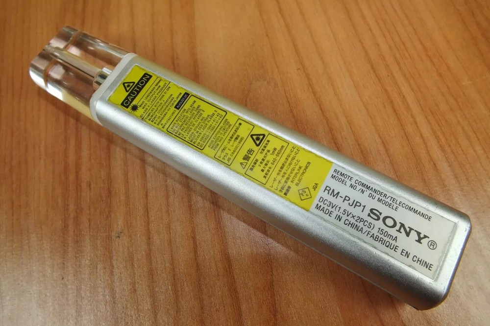 Genuine Original Sony RM-PJP1 Projector Presentation Laser Remote Commander