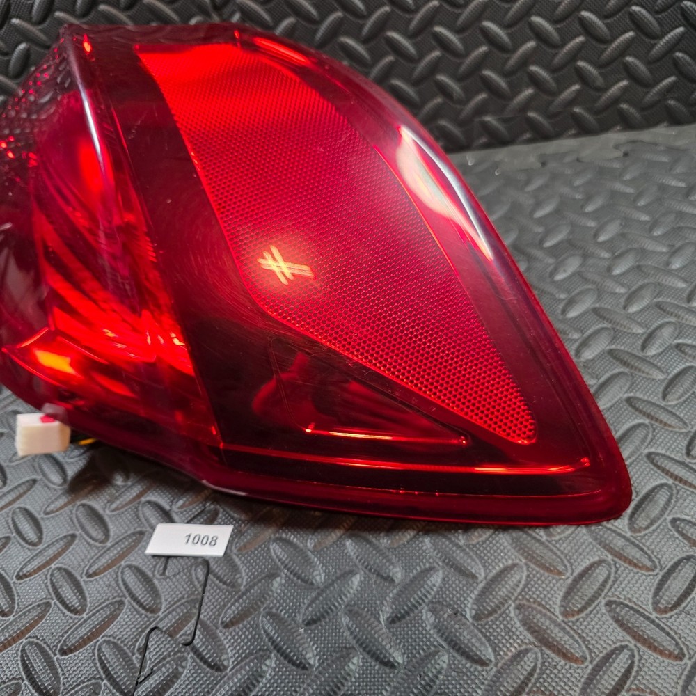 2012 KIA CEED MK2 HATCHBACK TAIL LIGHT REAR RIGHT DRIVER SIDE 92402-A20