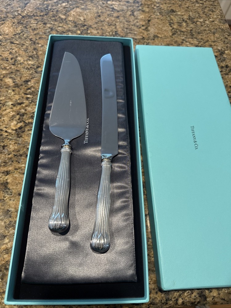 Tiffany & Co. Lotus Pattern Sterling Silver Wedding Cake Serving Set