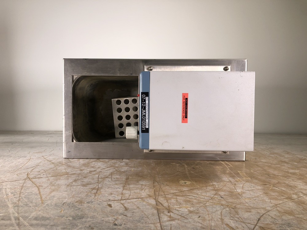 BROOKFIELD TC-102D CIRCULATING BATH WITH DIGITAL CONTROLLER - POWER TESTED ONLY