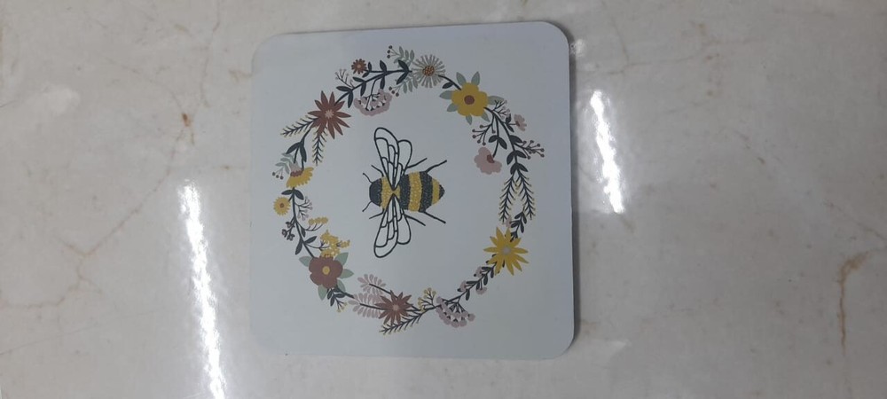 Cup base for drinks A cup base for drinks, tea, coffee,