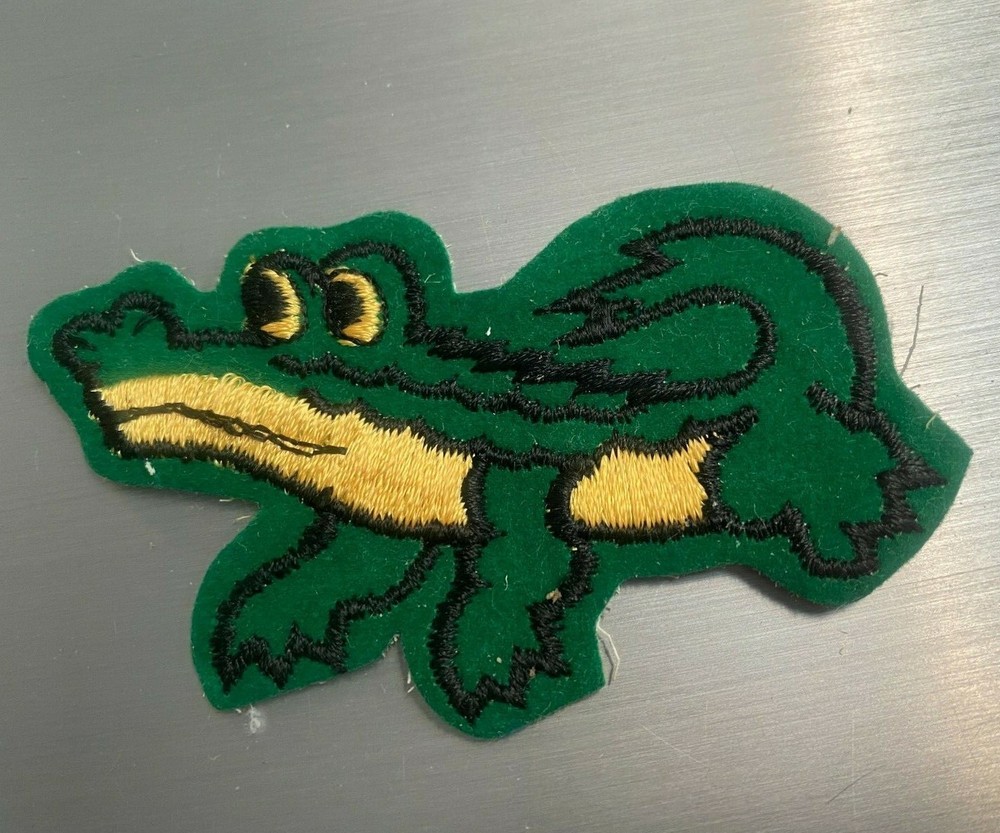 Vtg Alligator Embroidery Patch Green & Yellow