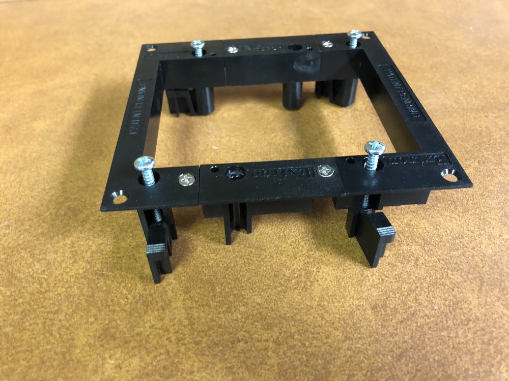 Extron MLC 104 IP PLUS Media Controller Black Face Plate