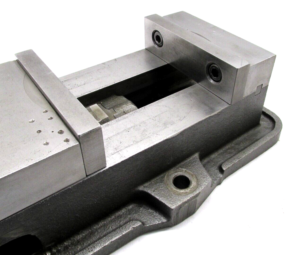 KURT ANGLOCK 6" MILLING MACHINE VISE w/ JAWS & HANDLE - #D60