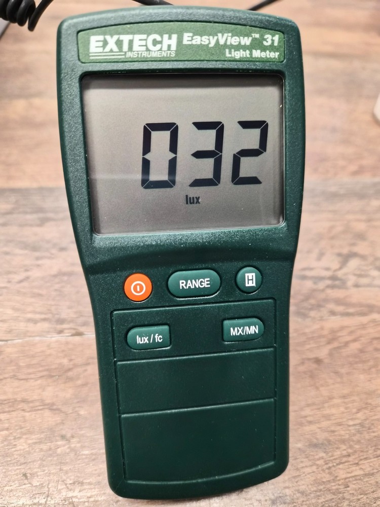 Extech 31 EasyView Light Meter