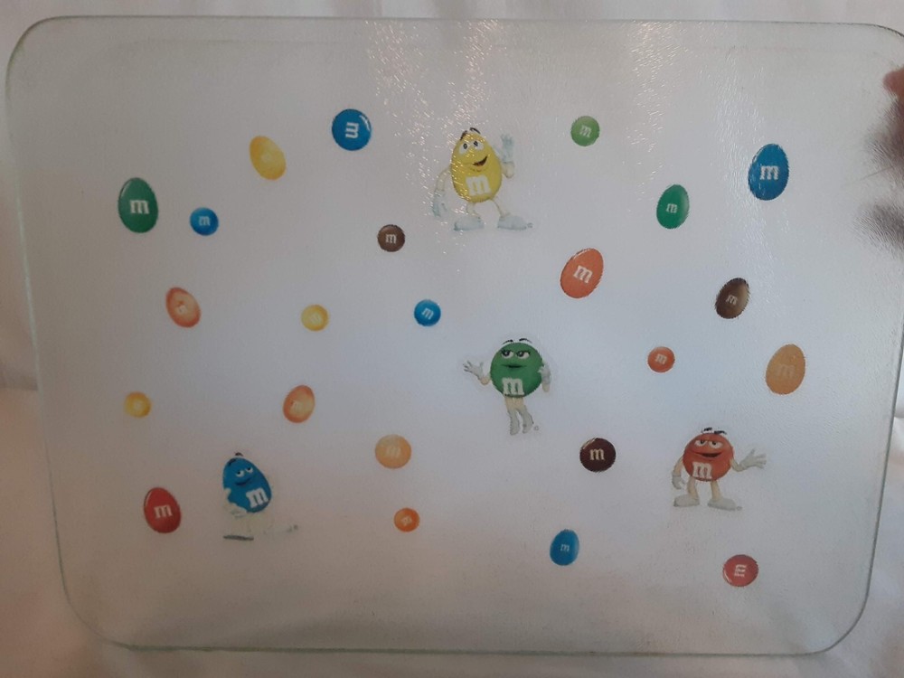 M&M Hand Crafted  Glass Cutting Board